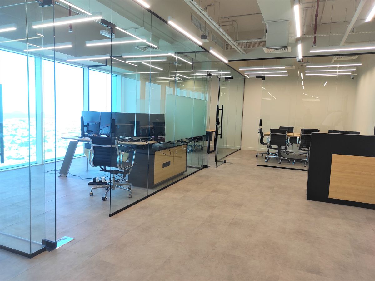 Emirates Business Setup - Single Business Tower, Dubai | Meter square interiors LLC