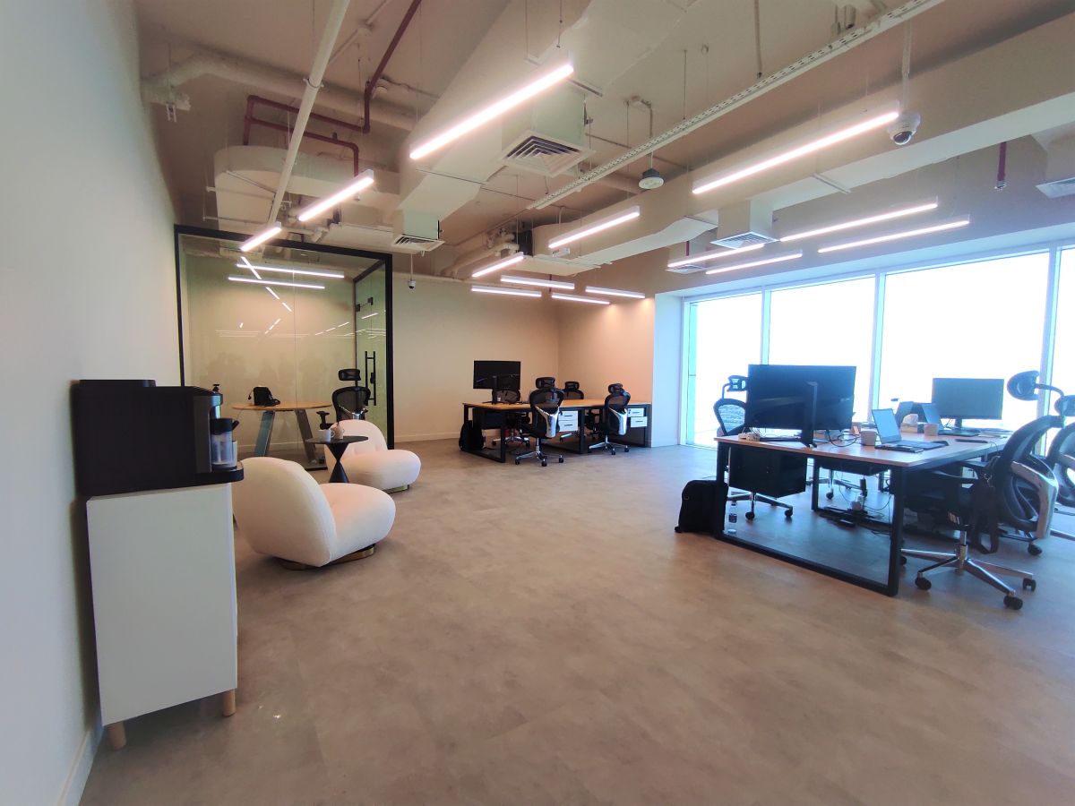 Emirates Business Setup - Single Business Tower, Dubai | Meter square interiors LLC