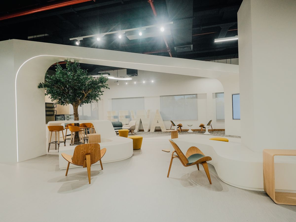 Luxury interior design services for high-end office project