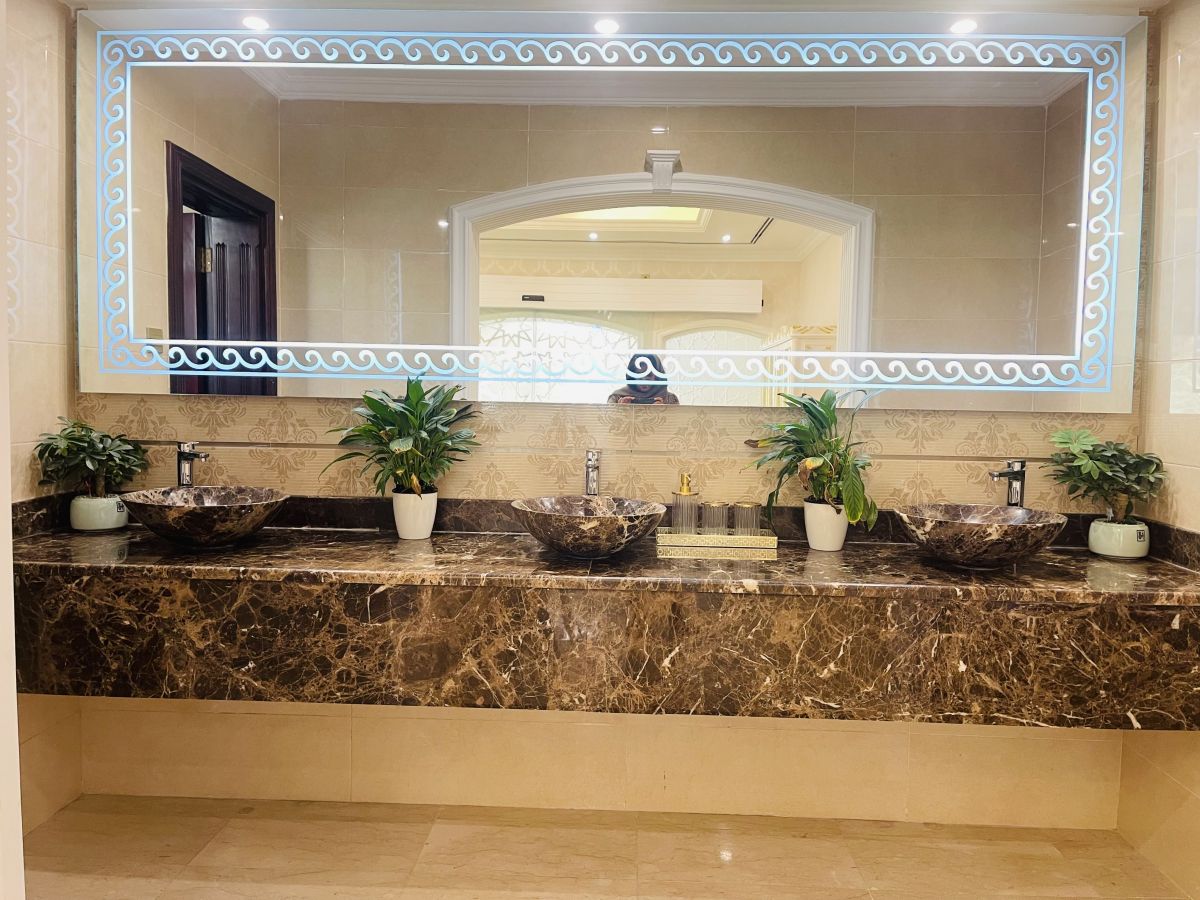 Luxury interior design services for high-end homes
