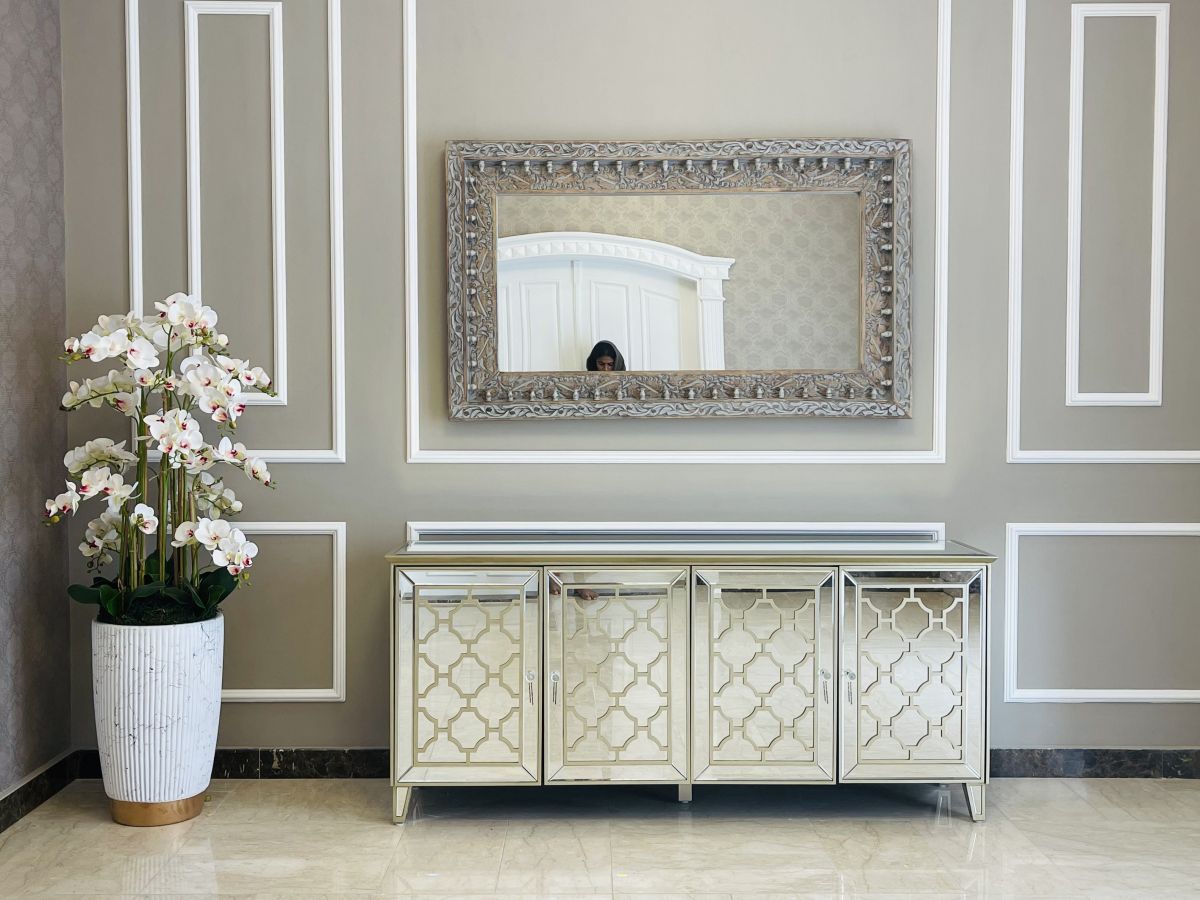 Luxury interior design services for high-end homes